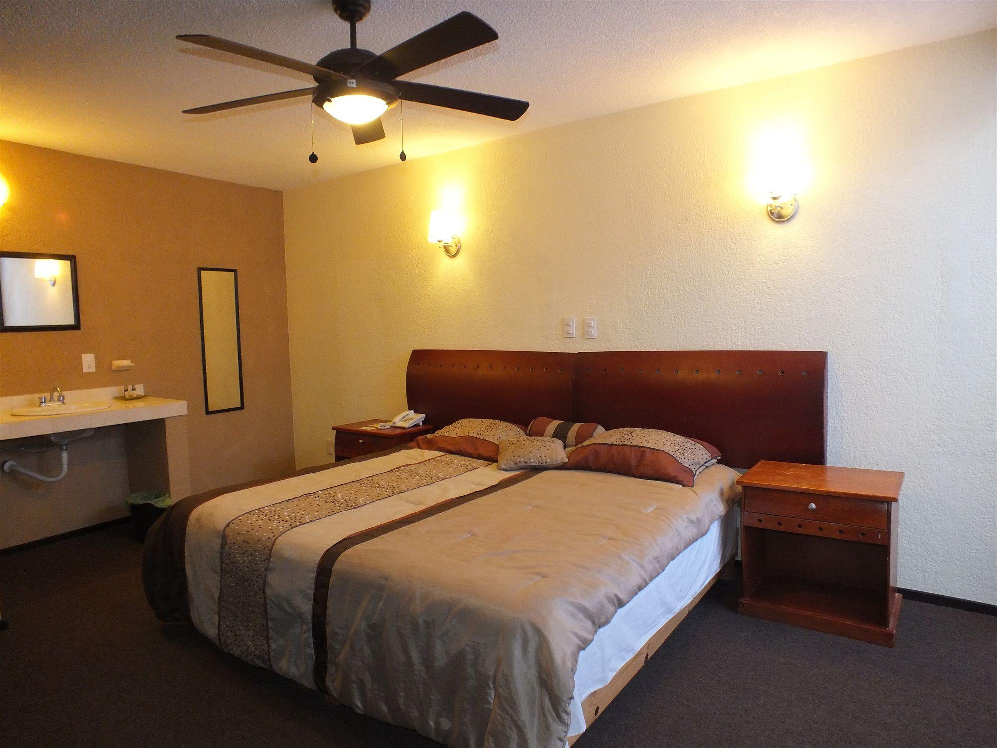 Hotel Rincon Real Suites Durango Eksteriør bilde