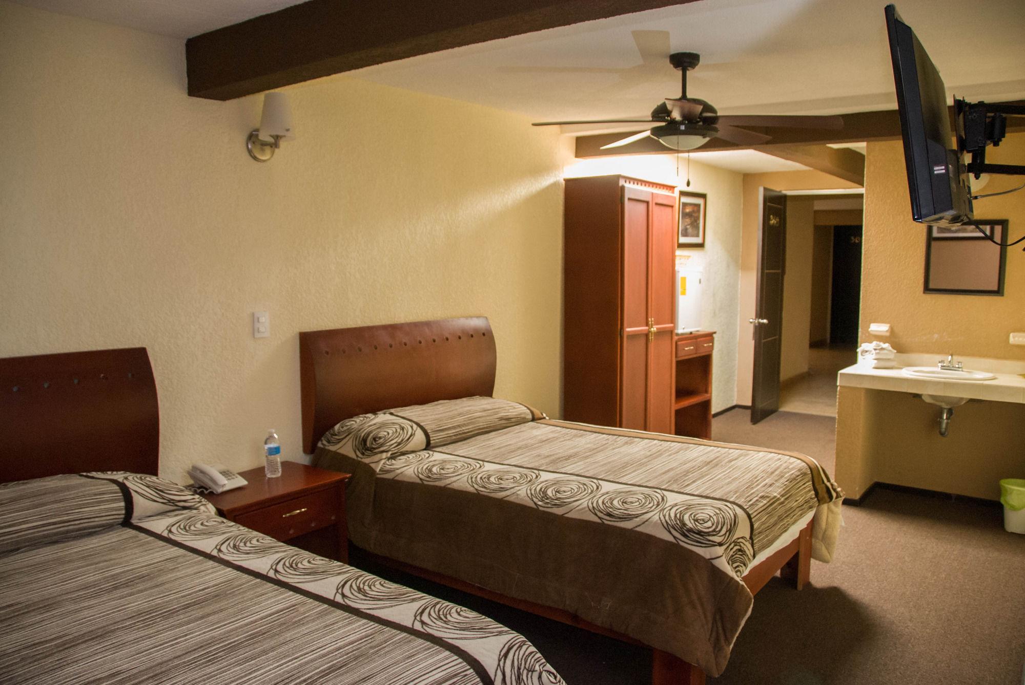 Hotel Rincon Real Suites Durango Eksteriør bilde
